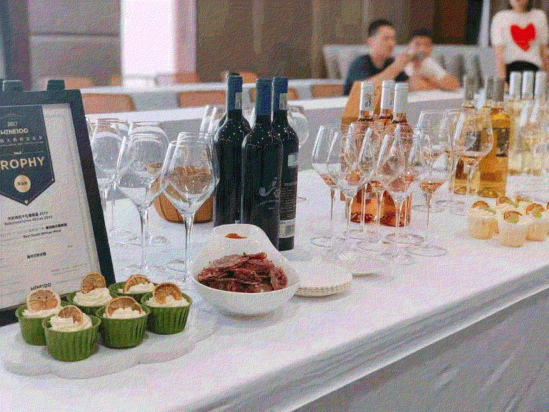 1624843192885284.gif 3.gif