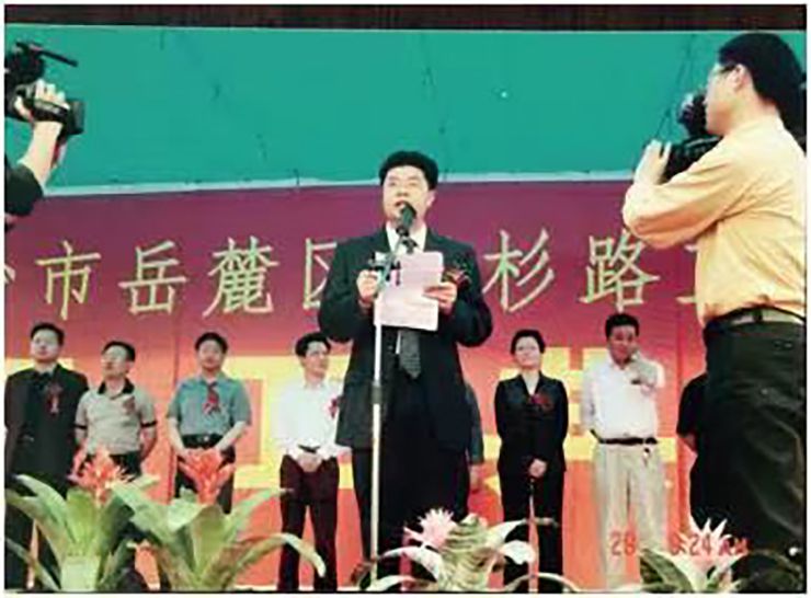 1693300834368591.jpg 银杉路建设2.jpg