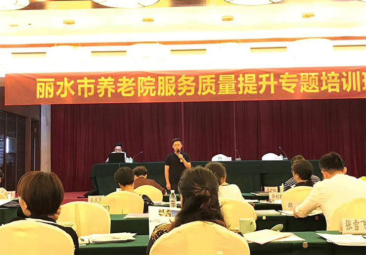 1696928394890655.jpg 动图4.jpg