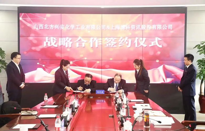 1644285076832824.jpg 640.webp.jpg