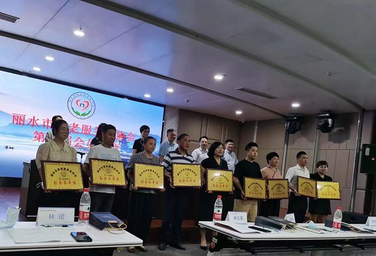 1657769386729583.jpg 6678686(2).jpg