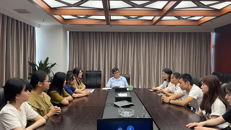 1656982432632507.jpg 7月4日(1)-封面(2).jpg